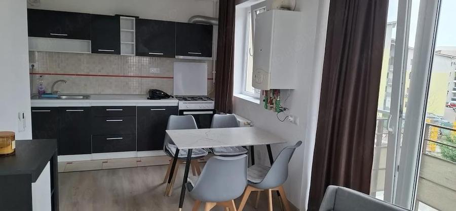 Inchiriez apartament - 2