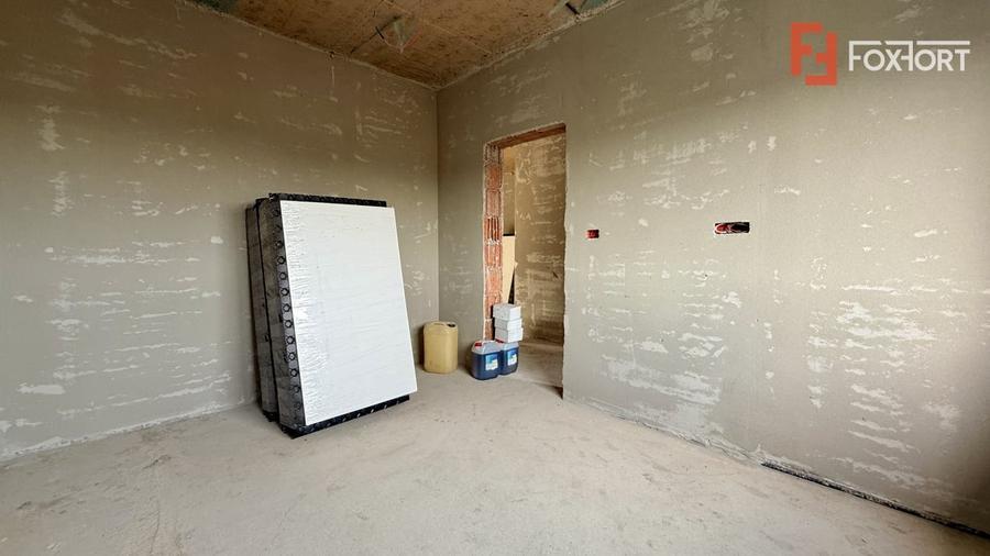 Duplex de vanzare, 3 camere pe parter + pod - Mosnita Veche - 6