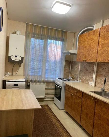 3 Camere zona Gorjului - 10