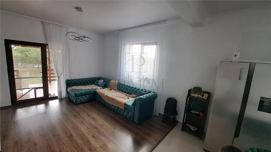 Duplex mobilat utilat - zona buna - teren 380 mp - 6