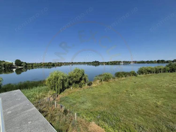 Priveliste spre lac! - 10