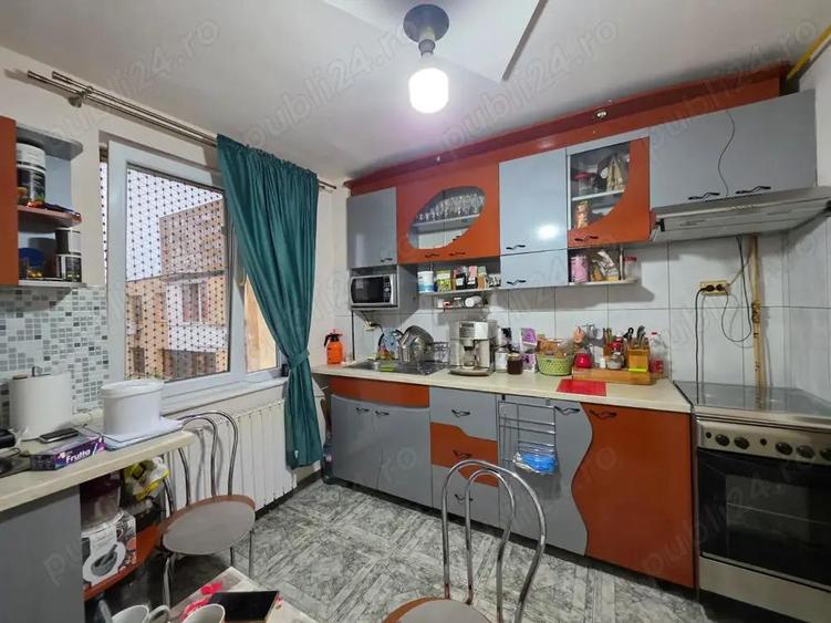 Apartament 3 camere decomandat, Deva - Str. Progresului 65 mp Etaj 4 - 16