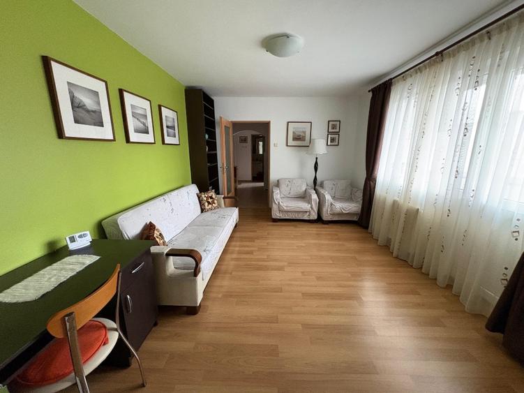 Câmpina - Apartament 3 camere-mobilat modern - 400 Euro/luna - 1