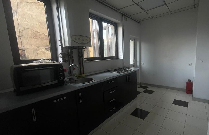 B-ul Magheru, 10 minute metrou Piata Romana, in blocul cu cinema Patria - 16