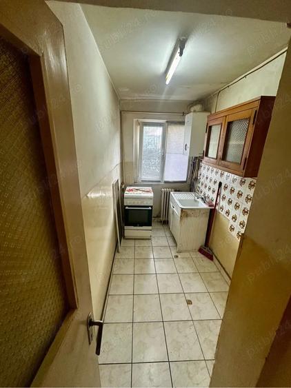 Apartament 2 camere de vanzare Resita - 2