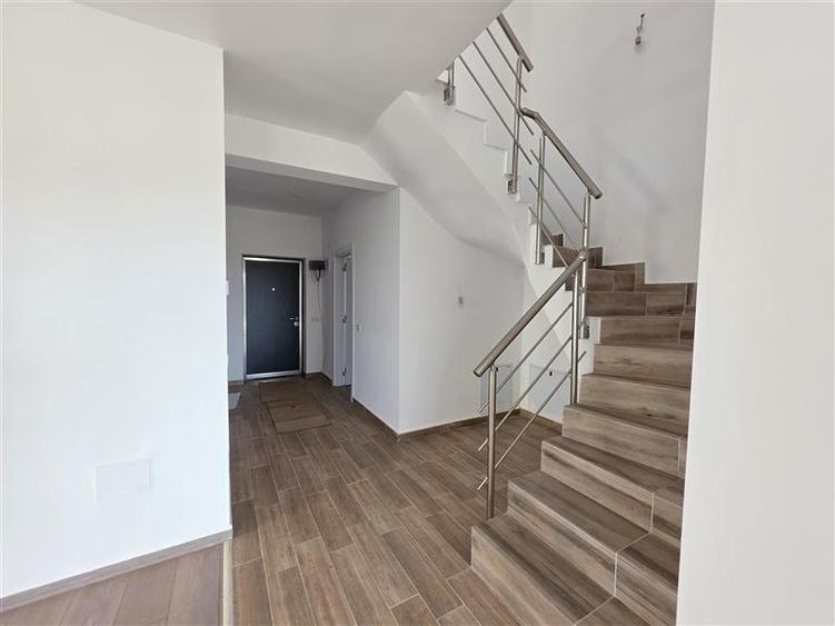 Casa 4 camere Berceni - Strada Campului 30 - 13