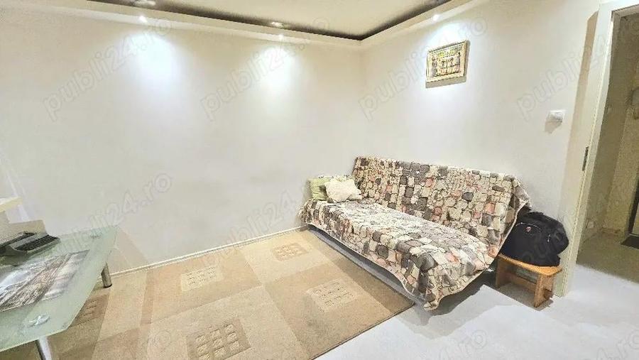 Garsoniera Drumul Taberei, Plaza Romania - 1