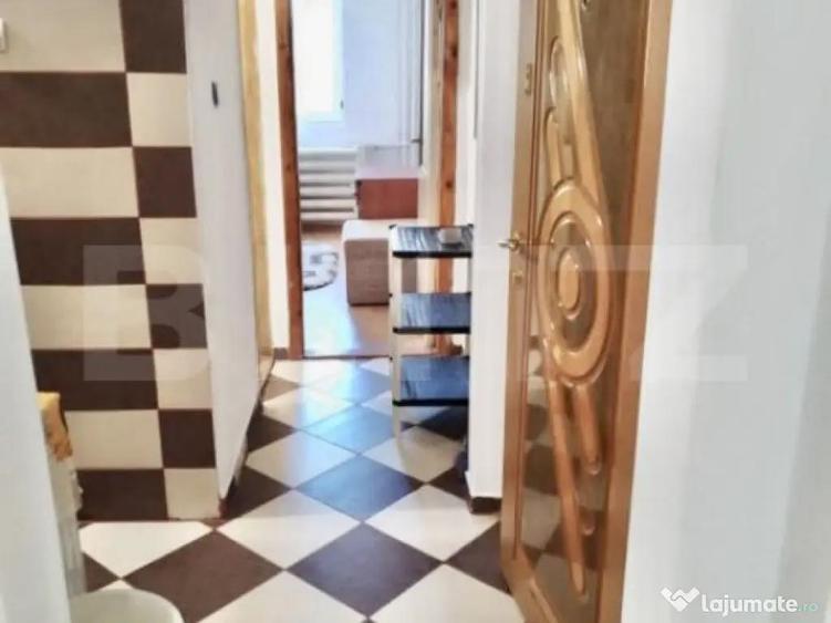 Apartament de vanzare, cu 2 camere, etaj 1, zona Complexul S - 5