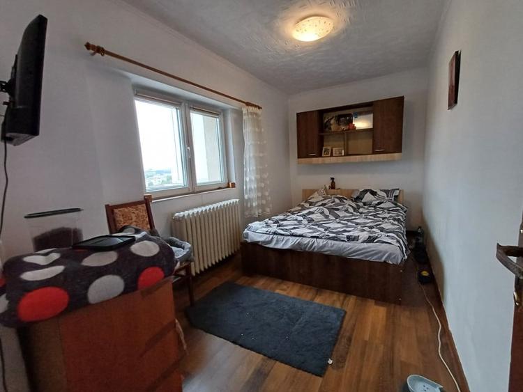 Apartament 3 camere, decomandat, 70 mp, mobilat, Nicolina 2 - 4