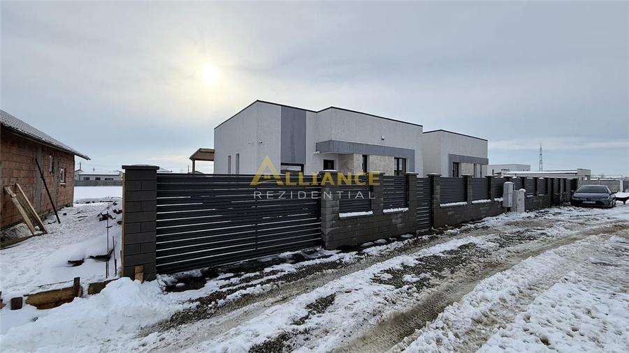 Casa Individuala - 3 camere - 2 bai - 371 mp teren - 2