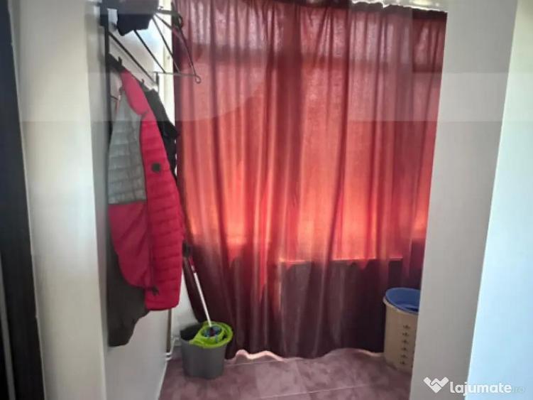 Vand apartament in cartier de case - 11