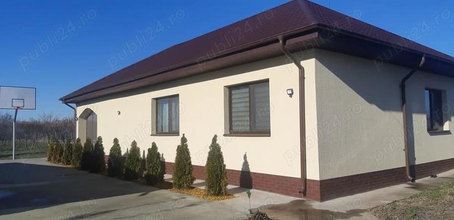 Casă cu Teren 1000 Mp în Silistraru