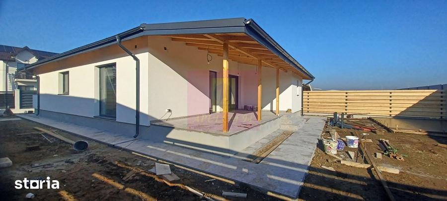 Sabareni, casa parter 4 camere, CT, terasa, pivni?a, teren 500 mp - 3