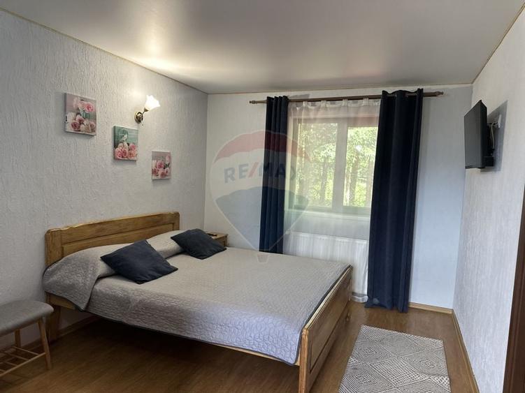 Hotel / Pensiune cu 18 camere de vânzare Durau - 17