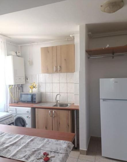 APARTAMENT 2 CAMERE | BROTACEI | CENTRALA | ET 3/4 - 6