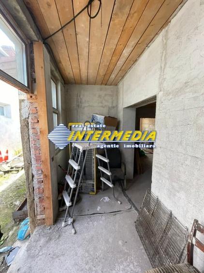 Casa de vanzare iAlba Iulia zona Centru cu 5 camere  teren aferent casei 370 mp - 4