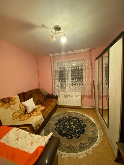 Apartament cu 2 camere, etajul 3/4, zona Alexandru Cel Bun - 5