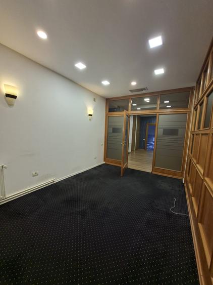 Spatiu centra Mircea cel Batran - 4