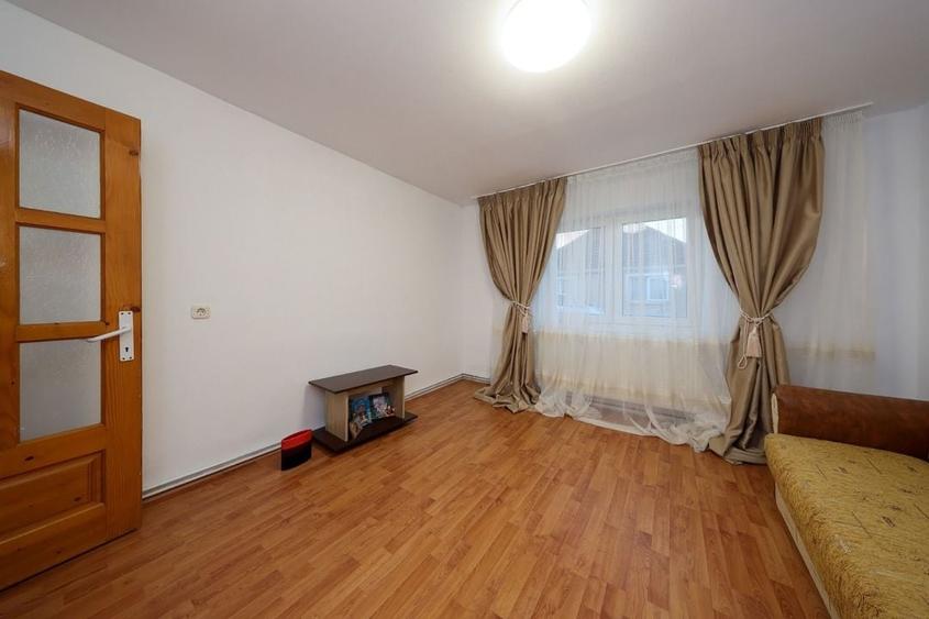 Casa 4 camere Halchiu | teren 400 mp | acces 2 strazi - 23