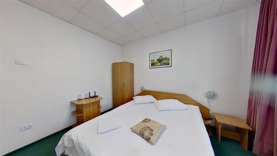 Tur LIVE! In aria Centrala a Brasovului, Hotel distinct - 37