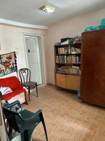 Casa batrineasca cu approx 2800 mp teren, vie, pomi fructiferi, zmeura, coacăze - 3