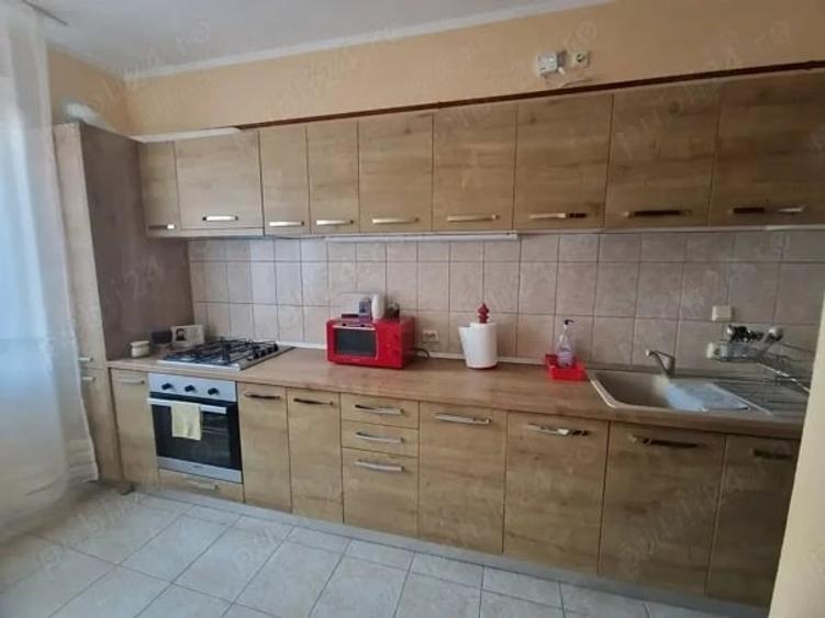 Apartament cu 2 camere semidecomandat în UTA
