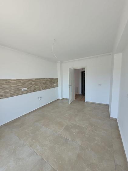 Apartament cu 3 camere semidecomandat în Theodor Pallady — fotografia 3