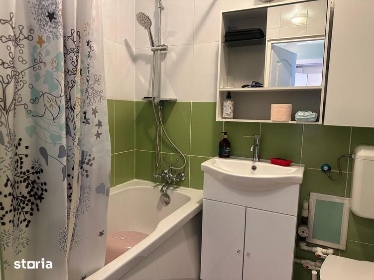 Apartament cu 3 camere, mobilat în Berceni