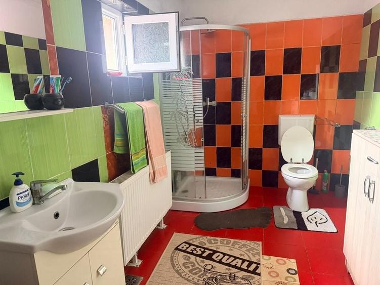 Casă cu 3 camere în Deaj