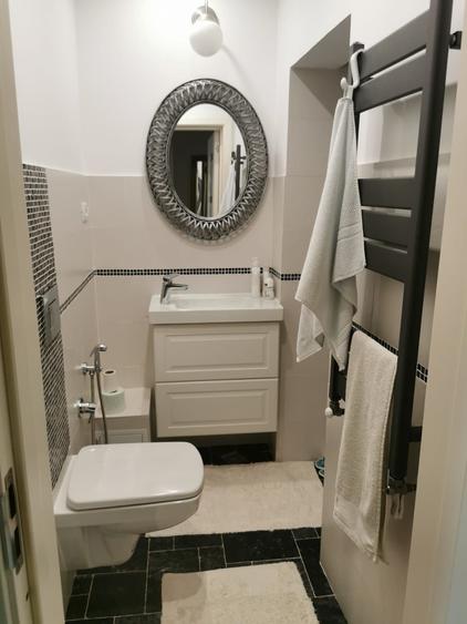 Apartament cu 3 camere decomandat în Traian