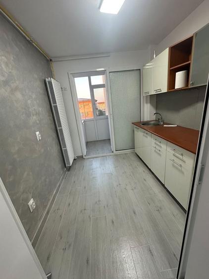 Apartament cu 2 camere decomandat în Crișan