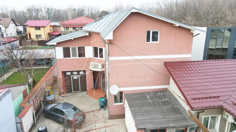 Casă individuală cu 5 camere cu Canalizare în Prelungirea Ghencea