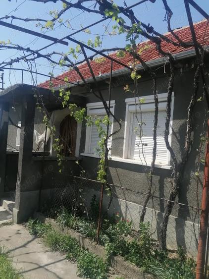 Casă cu 2 camere cu Teren 1700 Mp în Husasău de Tinca