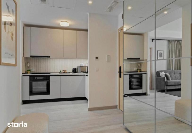 Apartament cu 3 camere, mobilat în Văcăresti
