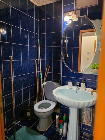 Apartament cu 3 camere decomandat, mobilat în Răcădău