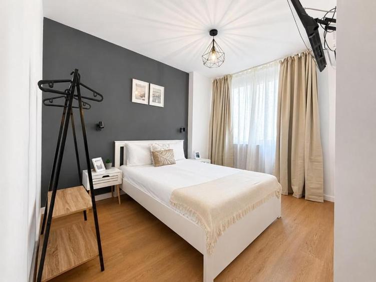 Apartament cu 2 camere semidecomandat în P-ța Unirii