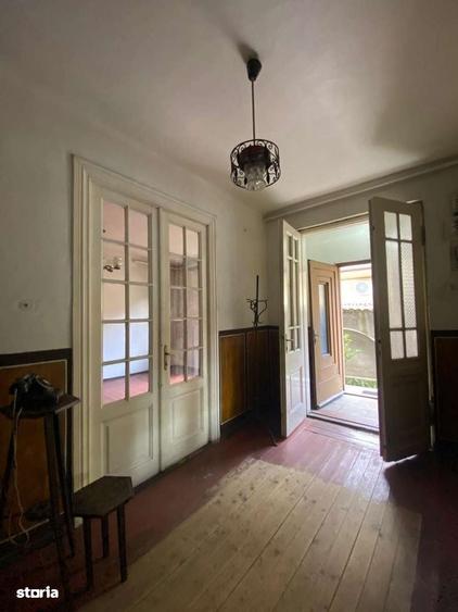 Apartament cu 3 camere în Decebal