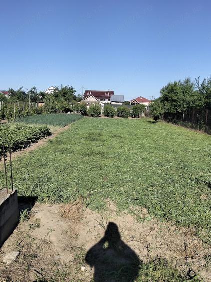 Teren de 1020 mp, în Teslui