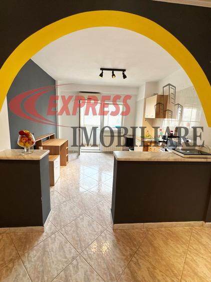 Apartament cu 2 camere decomandat, mobilat în P-ța Alba Iulia