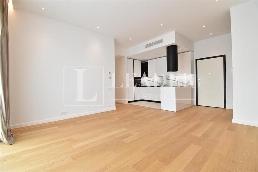 Apartament cu 3 camere semidecomandat, mobilat în Floreasca