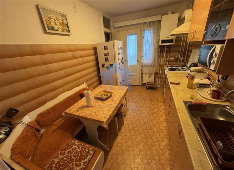 Apartament cu 2 camere decomandat în Zorilor