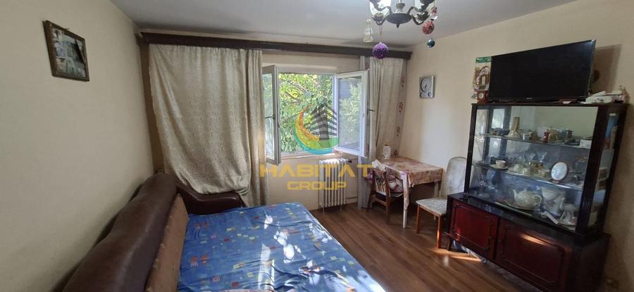 Apartament cu 2 camere semidecomandat, mobilat în Giurgiului