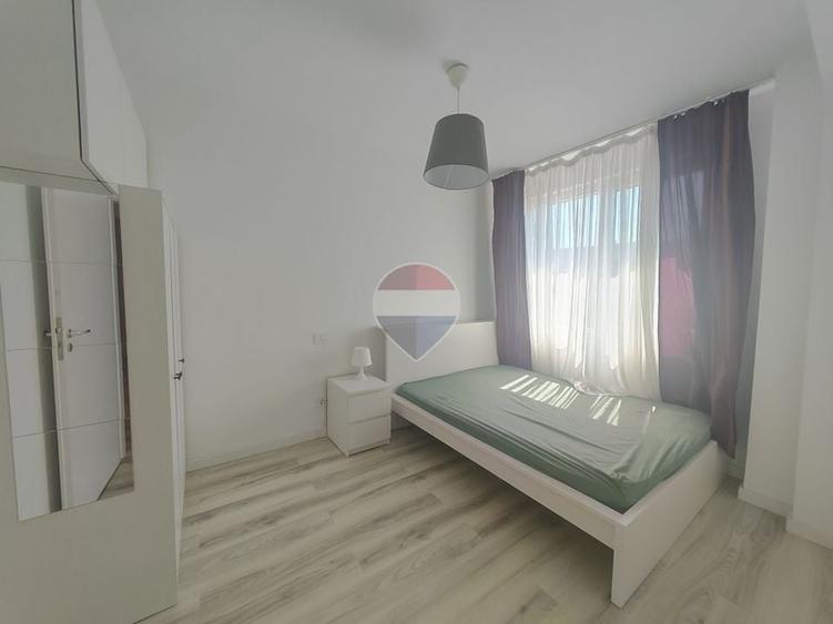 Apartament cu 2 camere semidecomandat, mobilat în Ultracentral