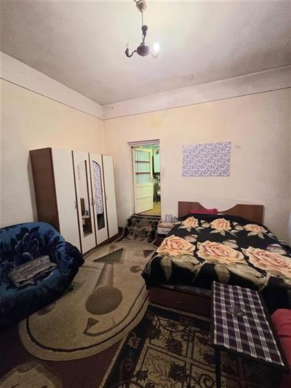 Casă cu 4 camere cu Canalizare în Casa de Cultură