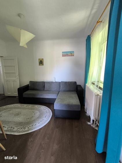 Casă cu 2 camere cu Teren 30 Mp în Piața Unirii
