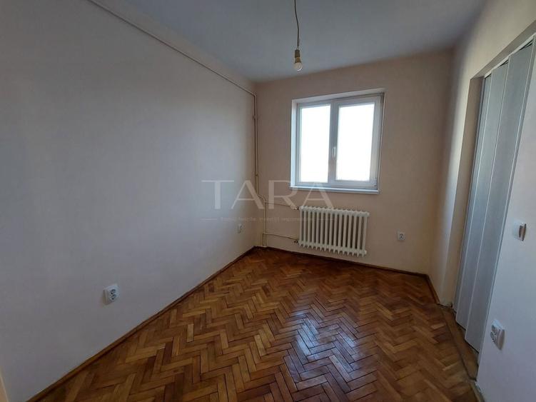 Apartament cu 3 camere semidecomandat în Gheorgheni