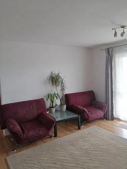 Apartament cu 2 camere decomandat în Lenin