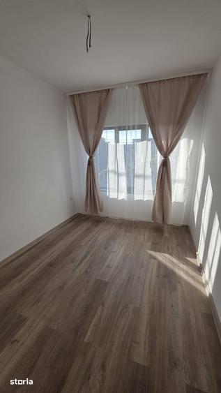 Casă cu 4 camere cu Teren 162 Mp în Central