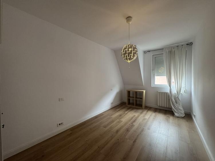 Casă cu 6 camere cu Piscina în Pipera