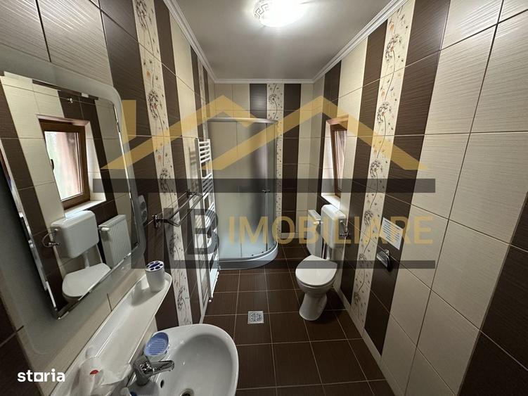 Casă cu 4 camere în Ocna de Sus